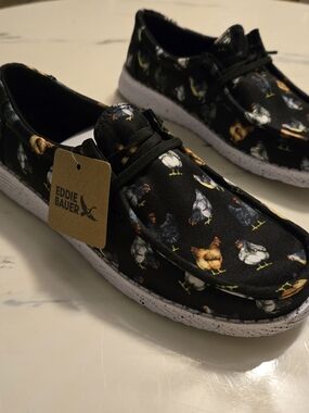 Eddie Bauer Black Duck Print Sneakers
